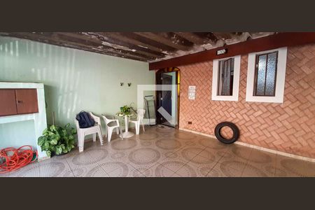Garagem de casa à venda com 4 quartos, 150m² em Umuarama, Osasco