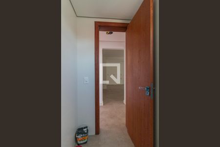 Banheiro Social de apartamento à venda com 3 quartos, 131m² em Teresópolis, Porto Alegre