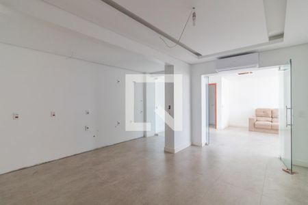 Cozinha de apartamento à venda com 3 quartos, 131m² em Teresópolis, Porto Alegre