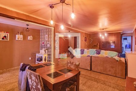 Sala de casa para alugar com 3 quartos, 230m² em Campo Belo, São Paulo