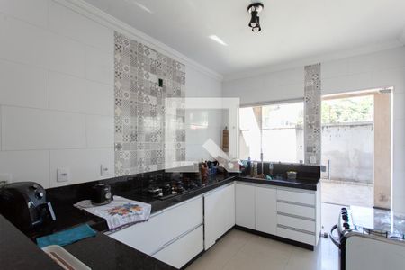 Cozinha de casa à venda com 4 quartos, 170m² em Jaqueline, Belo Horizonte