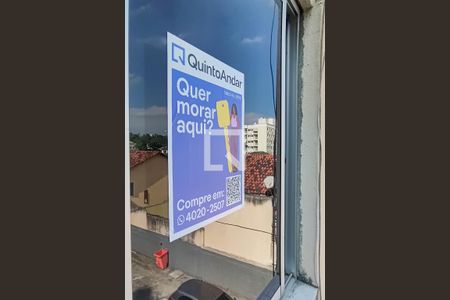 Placa de apartamento para alugar com 2 quartos, 65m² em Taquara, Rio de Janeiro