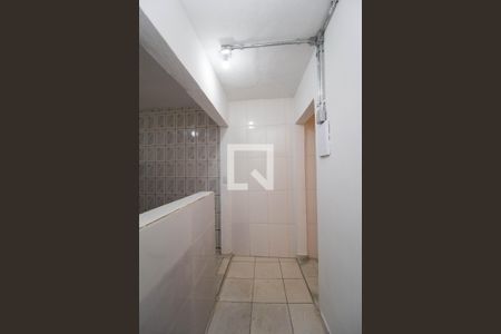 Corredor de casa para alugar com 1 quarto, 50m² em Jardim Maracana, São Paulo