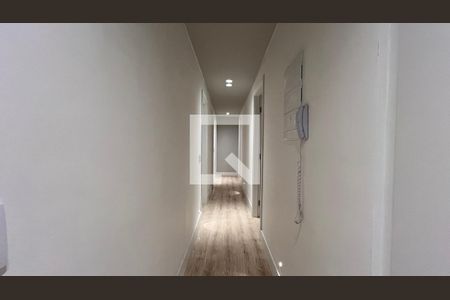 Corredor de apartamento à venda com 4 quartos, 207m² em Paraíso, São Paulo