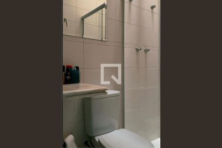 Casa à venda com 3 quartos, 208m² em Jardim Avelino, São Paulo