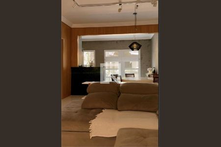 Casa à venda com 3 quartos, 208m² em Jardim Avelino, São Paulo