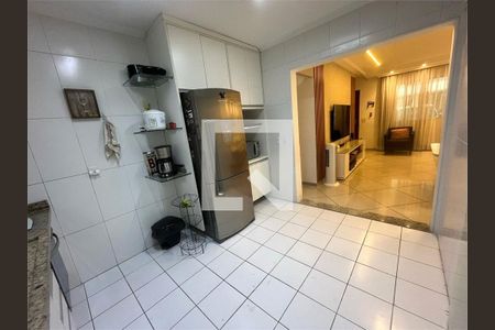 Casa à venda com 3 quartos, 127m² em Vila Adelaide Perella, Guarulhos