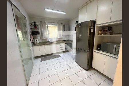 Casa à venda com 3 quartos, 127m² em Vila Adelaide Perella, Guarulhos