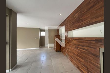 Apartamento à venda com 3 quartos, 234m² em Vila Suzana, São Paulo