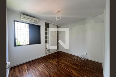Apartamento à venda com 3 quartos, 234m² em Vila Suzana, São Paulo