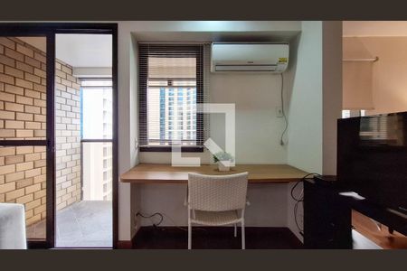 Studio - sala de kitnet/studio à venda com 1 quarto, 37m² em Indianópolis, São Paulo