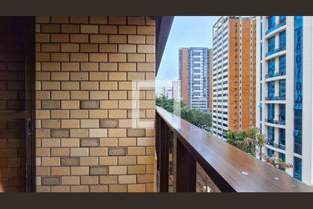 Sacada de kitnet/studio à venda com 1 quarto, 37m² em Indianópolis, São Paulo