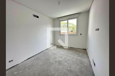 Casa à venda com 4 quartos, 450m² em Campo Belo, São Paulo