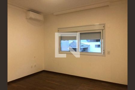 Casa à venda com 4 quartos, 350m² em Super Quadra Morumbi, São Paulo