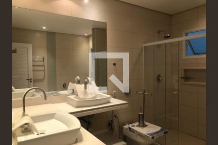 Casa à venda com 4 quartos, 350m² em Super Quadra Morumbi, São Paulo