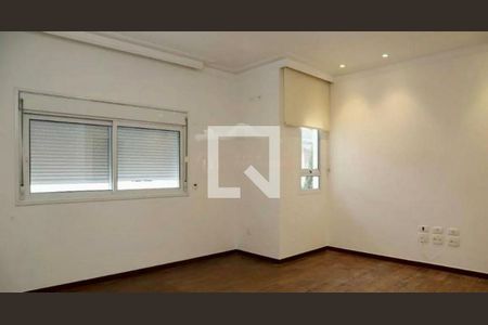 Casa à venda com 4 quartos, 350m² em Super Quadra Morumbi, São Paulo
