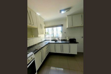 Apartamento à venda com 3 quartos, 110m² em Vila Suzana, São Paulo