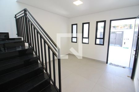Sala de casa à venda com 3 quartos, 115m² em Bela Vista, Osasco