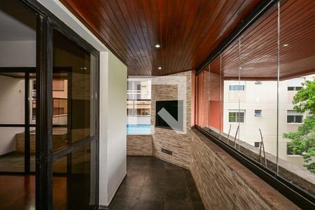 Varanda de apartamento para alugar com 3 quartos, 176m² em Jardim Ampliacao, São Paulo