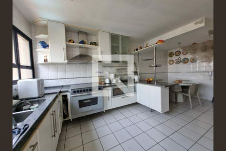 Apartamento à venda com 4 quartos, 163m² em Vila Suzana, São Paulo