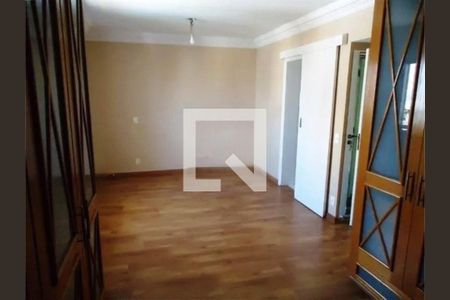 Apartamento à venda com 3 quartos, 240m² em Vila Suzana, São Paulo