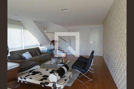 Apartamento à venda com 3 quartos, 200m² em Vila Suzana, São Paulo