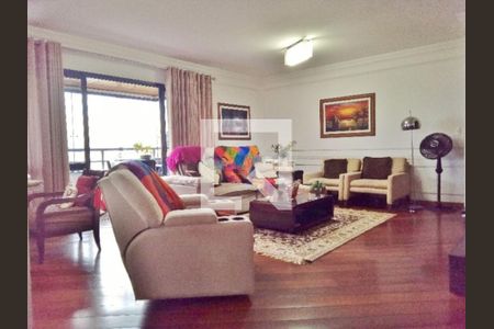 Apartamento à venda com 4 quartos, 212m² em Vila Sonia, São Paulo