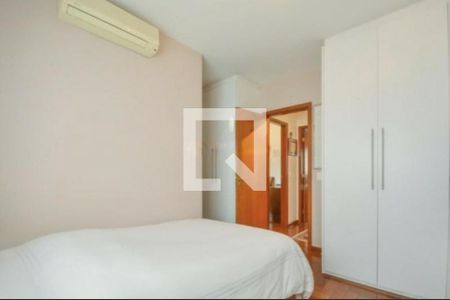 Apartamento para alugar com 4 quartos, 226m² em Vila Suzana, São Paulo