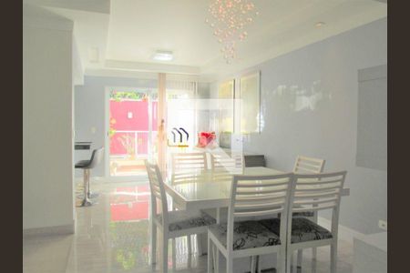 Casa à venda com 4 quartos, 300m² em Jardim Colombo, São Paulo