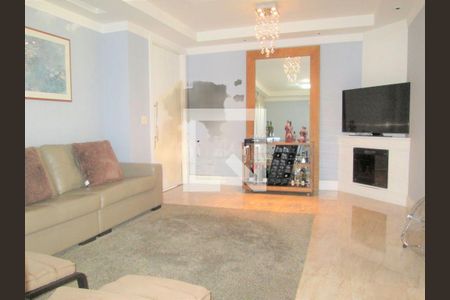 Casa à venda com 4 quartos, 300m² em Jardim Colombo, São Paulo