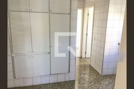 Apartamento à venda com 3 quartos, 251m² em Jardim Fonte do Morumbi, São Paulo