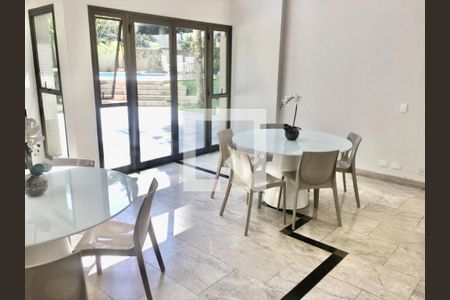 Apartamento à venda com 3 quartos, 251m² em Jardim Fonte do Morumbi, São Paulo
