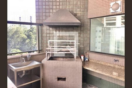 Apartamento à venda com 3 quartos, 251m² em Jardim Fonte do Morumbi, São Paulo