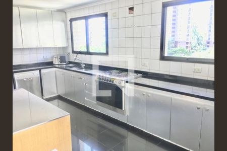 Apartamento à venda com 3 quartos, 251m² em Jardim Fonte do Morumbi, São Paulo