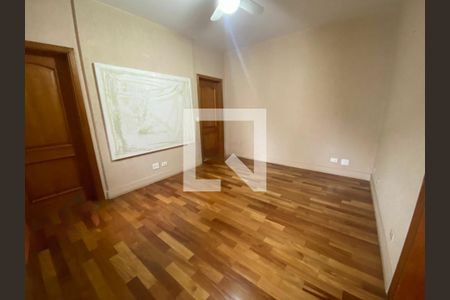 Apartamento para alugar com 3 quartos, 250m² em Vila Suzana, São Paulo