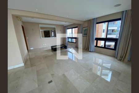 Apartamento para alugar com 3 quartos, 250m² em Vila Suzana, São Paulo