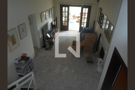 Casa à venda com 4 quartos, 300m² em Morumbi, São Paulo