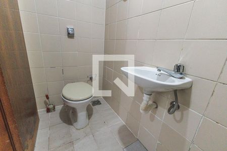 Banheiro de Serviço de apartamento à venda com 2 quartos, 101m² em Bela Vista, Porto Alegre