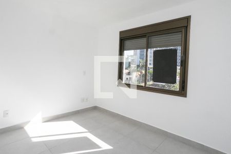 Suíte de apartamento à venda com 2 quartos, 89m² em Jardim do Salso, Porto Alegre