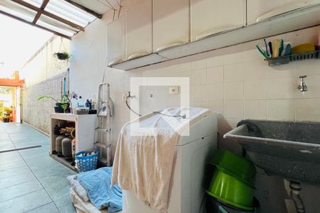 Área de Serviço de casa à venda com 4 quartos, 175m² em Jardim Dourado, Guarulhos