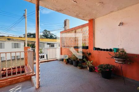 Área externa de casa à venda com 4 quartos, 175m² em Jardim Dourado, Guarulhos