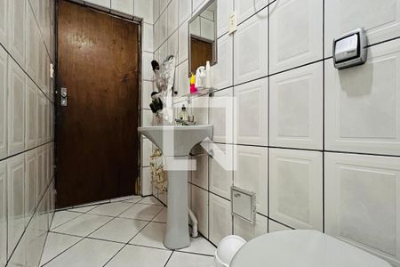 Banheiro 1 de casa à venda com 4 quartos, 175m² em Jardim Dourado, Guarulhos