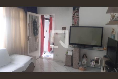 Casa à venda com 2 quartos, 117m² em Vila Carrão, São Paulo