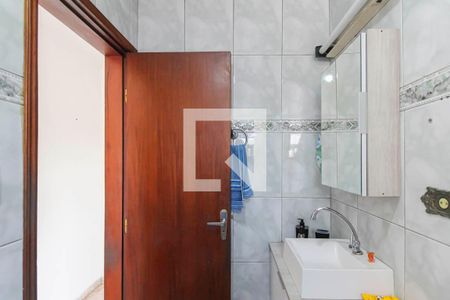 Banheiro de casa à venda com 2 quartos, 165m² em Jardim Vila Formosa, São Paulo