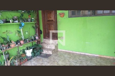 Casa à venda com 3 quartos, 180m² em Vila Antonina, São Paulo