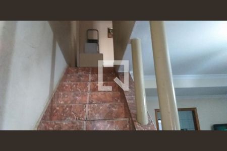 Casa à venda com 3 quartos, 180m² em Vila Antonina, São Paulo