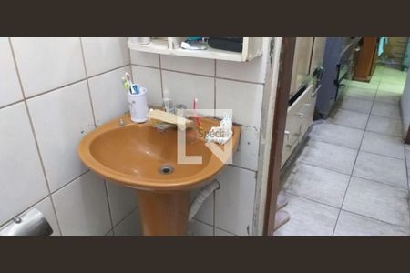 Casa à venda com 3 quartos, 180m² em Vila Antonina, São Paulo