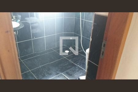 Casa à venda com 3 quartos, 180m² em Vila Antonina, São Paulo