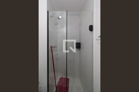 Banheiro de apartamento à venda com 1 quarto, 28m² em Sumaré, São Paulo