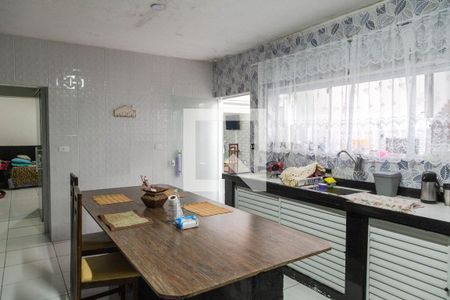 Cozinha de casa à venda com 2 quartos, 150m² em Vila Iris, Guarulhos